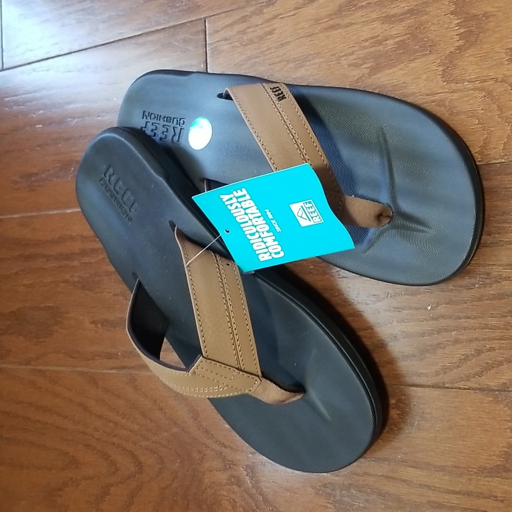 🔥NEW! Reef Two-Tone Mens Sandals sz 9